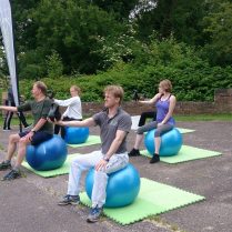 Fitnessbal outdoor training i.s.m Sportcentrum Energy Haren Energy in the Park - Boeremapark - 11 juni 2016