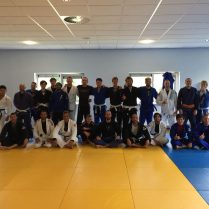 groepsfot na afloop van Gi sessie tijdesn eerste trainingsweekend BJJNinja`s kamp